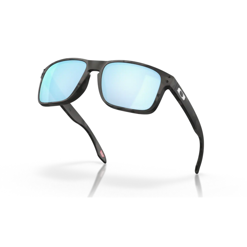 Holbrook (Matte Black Camo / Prizm Deep Water Polarized)